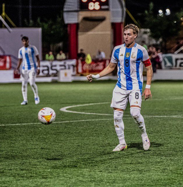 El juvenil de Newells Jerónimo Gómez Mattar ganó el título con la selección argentina.