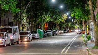 La idea del Ejecutivo es seguir incrementando el uso de tecnología led al alumbrado público de distintos barrios y distritos de Rosario
