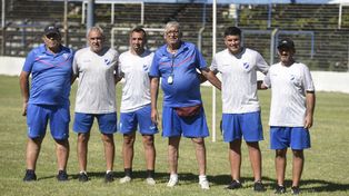 Argentino. José Previti y el cuerpo técnico que arrancó la pretemporada 2026 en el estadio Olaeta&nbsp; 