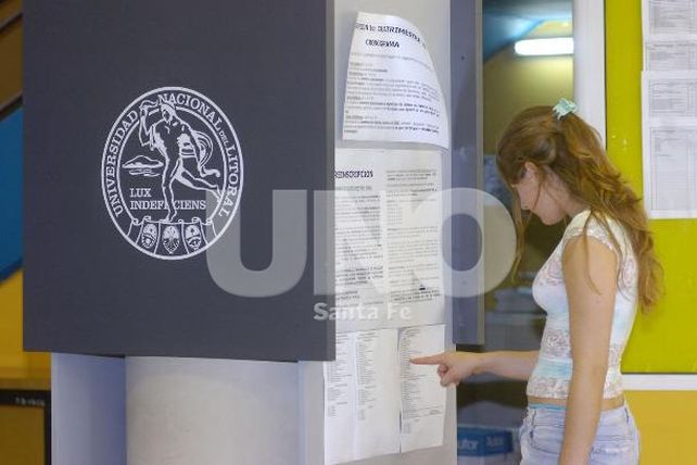 Activa participación de la mujer en la vida universitaria