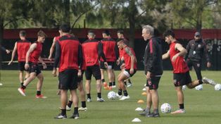 Lunari prepara el equipo de cara a su segunda presentación al frente de Newells.
