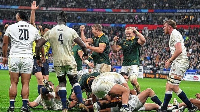 Sudáfrica venció a Inglaterra y jugarán