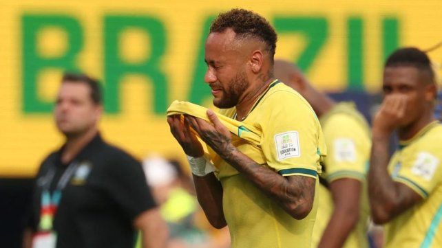 En Brasil aseguran que Neymar evalúa retirarse del fútbol