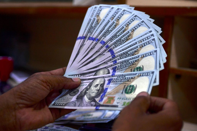 El dólar blue no muestra grandes modificaciones en Rosario. El oficial por otro lado