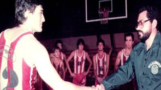 Nunca vi una cancha de básquet llena como cuando jugaba Unión