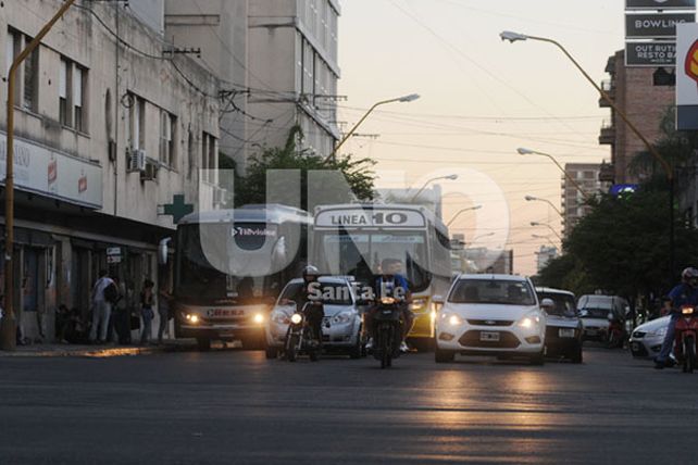 Avanza el proyecto para habilitar un carril exclusivo en Rivadavia