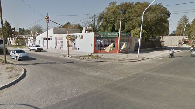 Falleció la joven motociclista que chocó contra un camión en avenida Almafuerte