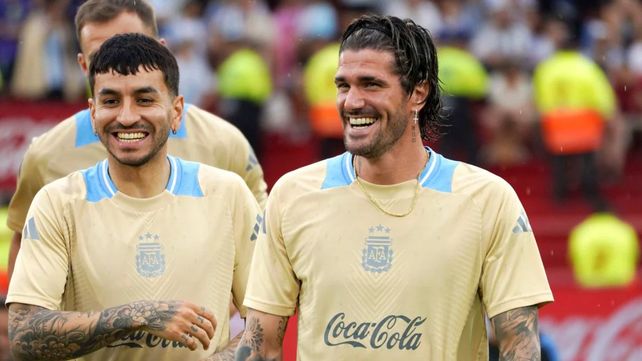 Rodrigo De Paul luce recuperado y estará entre los once ante Brasil.