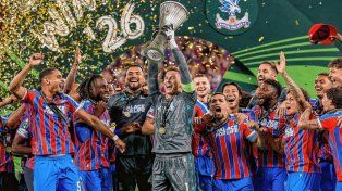 Crystal Palace venció a Rayo Vallecano y se quedó con la Conference League