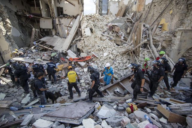 Desolador. El movimiento telúrico destruyó gran parte de Amatrice