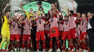 Olympiacos ganó el primer título internacional de su historia.