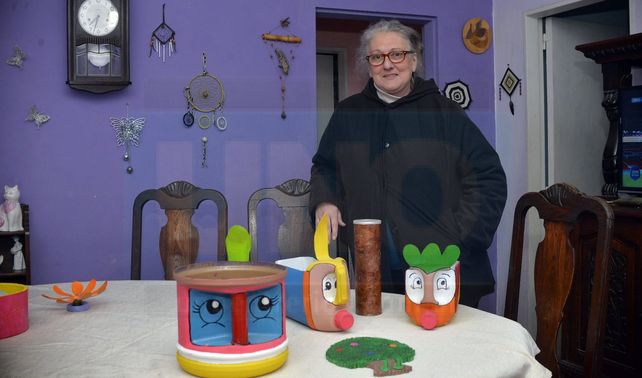 Lo del reciclado surgió porque en los jardines municipales no teníamos nada. Solo nos daban la revista Alfabeto .