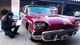 El Thunderbird del intendente Carballo: un auto único en la historia rosarina