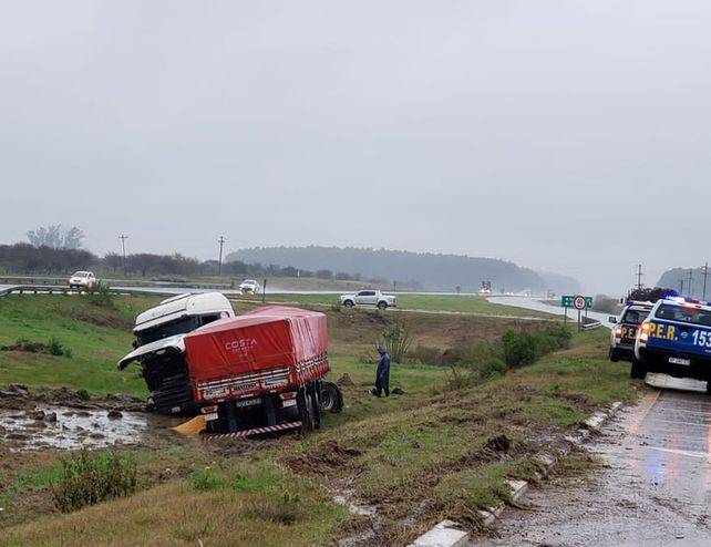 Jornada accidentada en Ruta 14: un herido grave