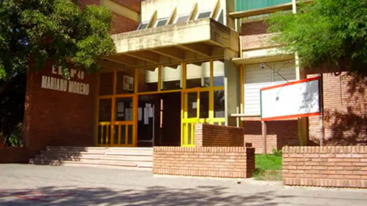 San Cristóbal: un alumno entró armado a la escuela, mató a un compañero y dejó varios heridos