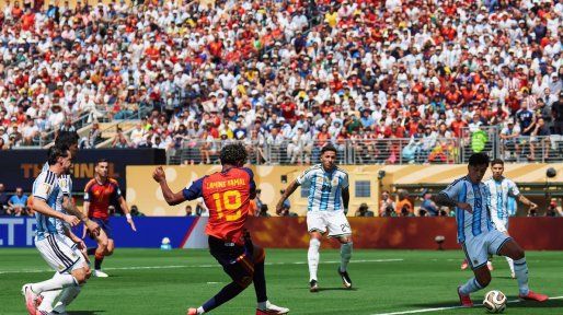 Argentina controla a España, pero genera poco en ataque y empata 0-0 en la final del Mundial