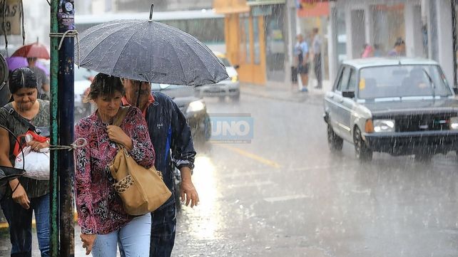 Continúa lloviendo en Entre Ríos y rige un alerta por tormentas fuertes