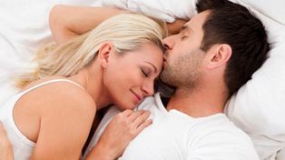 Tener sexo tres o más veces por semana puede alargar la vida de los hombres más de diez años