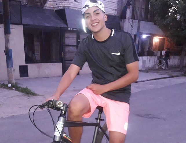 Alexis González tenía 19 años y vivía en Spiro al 300