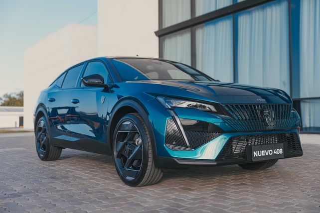 Grupo Nation lanza el nuevo Peugeot 408 con experiencias de manejo