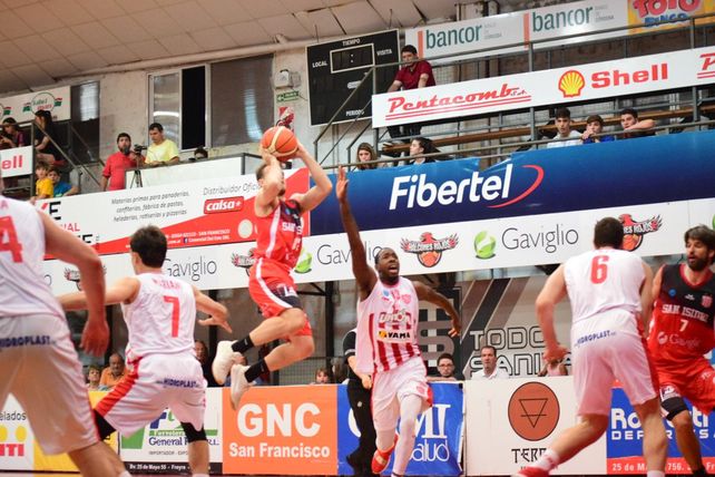 Unión perdió ante San Isidro y no pudo llegar a la punta