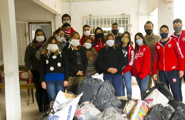 Agrupaciones y Pe&ntilde;as Unidas de Uni&oacute;n siguen con la campa&ntilde;a de solidaridad.