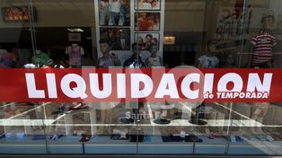La Peatonal se vistió de ofertas
