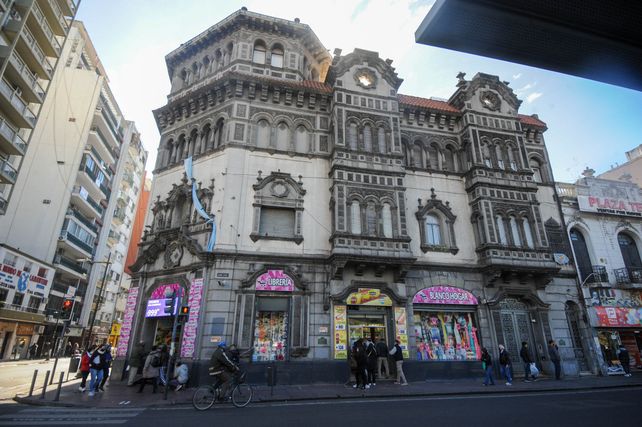 Calle San Luis: historia y presente de la ruta de la seda rosarina