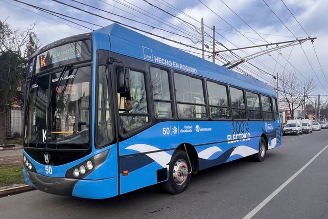 La histórica línea K crece: suman dos nuevos trolebuses reconvertidos