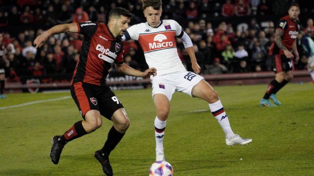 Juan Manuel García viene de errar un penal contra Tigre. El nueve puede reivindicarse ante Boca.