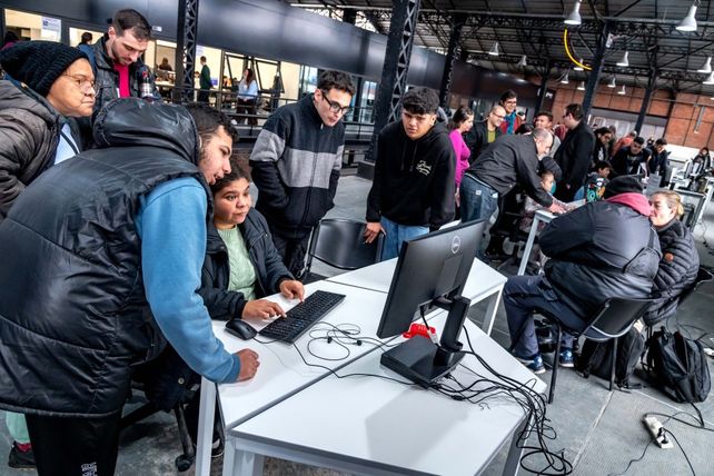 Jóvenes, nuevas tecnologías y el futuro del mundo del trabajo