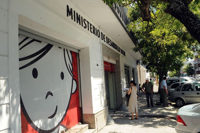 Se inaugura el edificio de la Subsecretaría de Niñez, Adolescencia y Familia