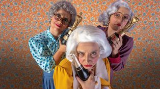 ANTIHEROÍNAS. Protagonistas de una historia que invita a vincularse y a avivar la llama del deseo.