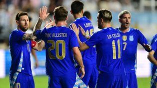 Argentina se floreó en Miami ante Puerto Rico en otro amistoso rumbo al Mundial