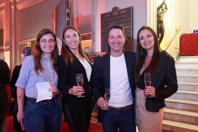 Camila Solijans, Gabriela Alegre,  Sebastián Núñez y  Nadia de Luca