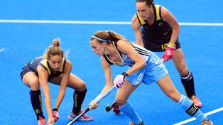 Las Leonas derrotaron a Australia con goles de Barrionuevo y Rebecchi