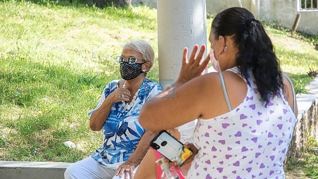 Covid-19: comenzaron a vacunar a mayores de 70 años