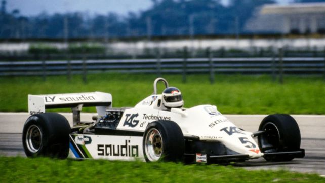 El Williams de Carlos Alberto Reutemann circula por Jacarepaguá en el 82