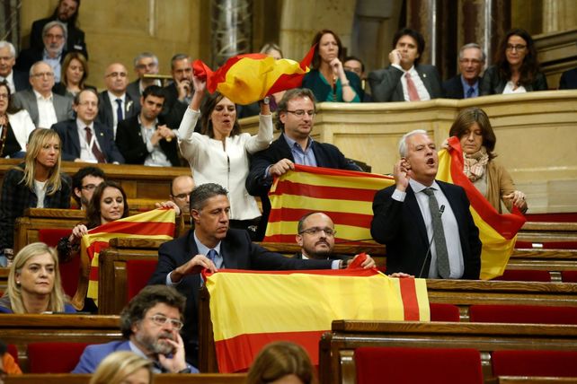 El Parlamento aprobó la independencia de Cataluña y se encamina a ser república