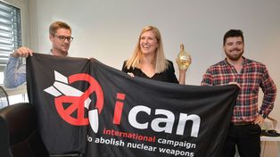 La Campaña para Abolir las Armas Nucleares ganó el premio Nobel de la Paz