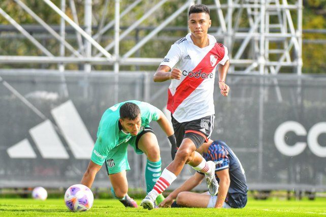 Esteban Fernández se sumó como refuerzo leproso.