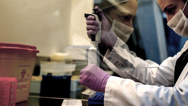 Científicos británicos lograron detectar cáncer de útero con un simple test de orina