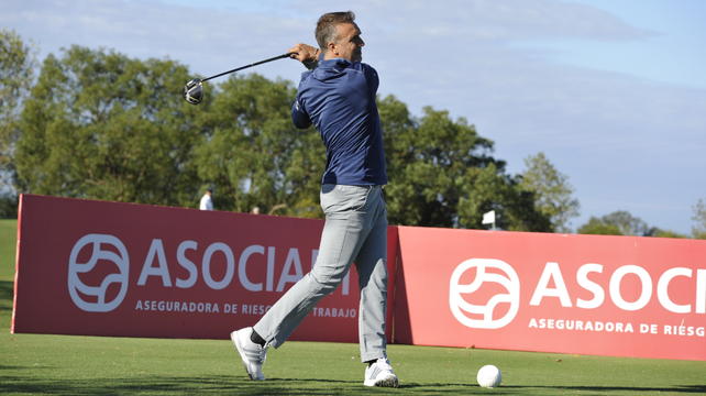 Gabriel Batistuta lleva varios años jugando al golf.