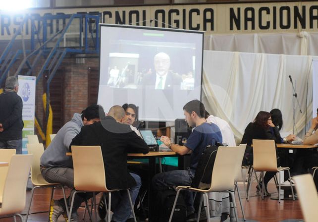 Comienzo. De fondo