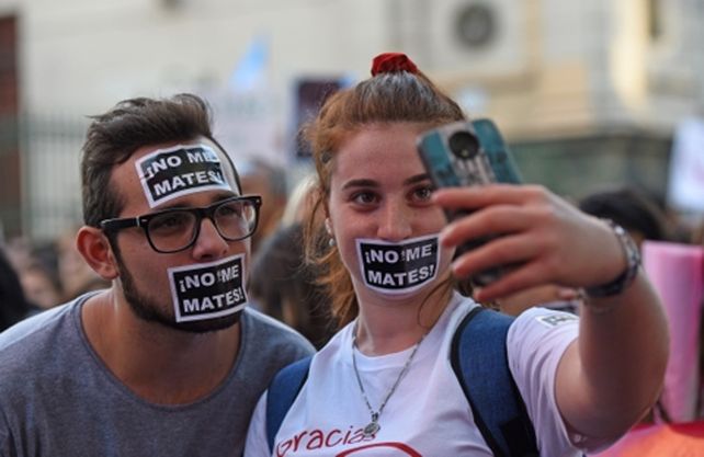 por las dos vidas. Antiabortistas defienden los derechos del niño.