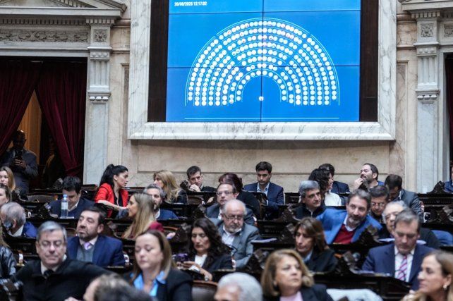 Cómo votaron los diputados santafesinos en el veto de Milei al aumento jubilatorio