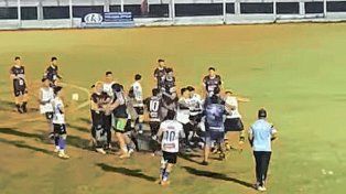 Hubo una batalla campal en la cancha de Gimnasia de Concepción del Uruguay.
