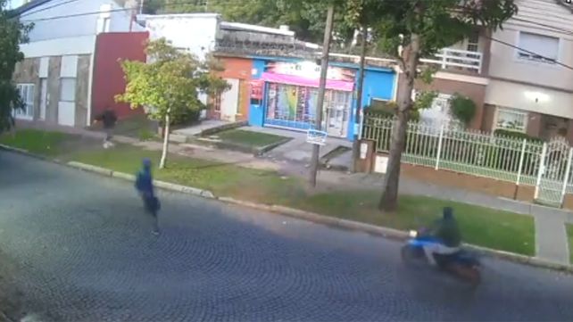 Video: así escapaban los delincuentes tras balear a un padre en la escuela Medalla Milagrosa
