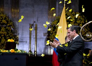 México le dijo adiós a Gabriel García Márquez con mariposas y flores amarillas