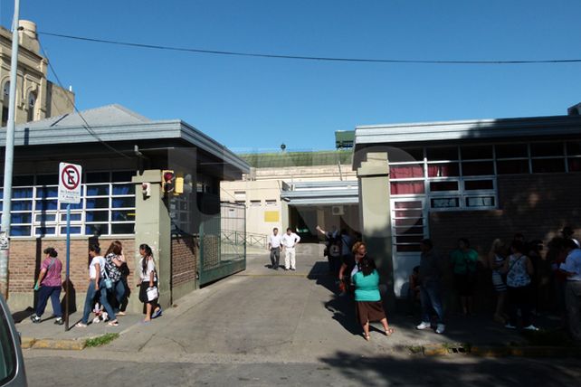 Asalto seguido de disparos con un herido de bala en el Cullen